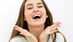 Hide Imperfections in Your Teeth with Dental Veneers